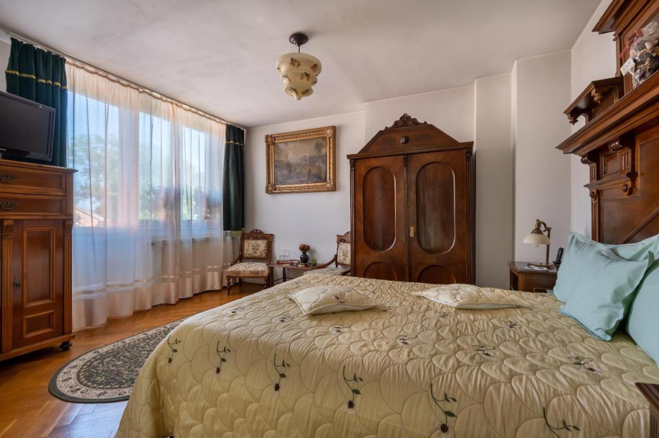 Villa-Hotel Escala Kluž Exteriér fotografie