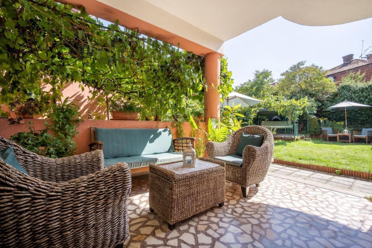 Villa-Hotel Escala Kluž Exteriér fotografie